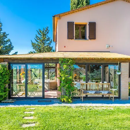 Semesterbostad Lilia By Interhome